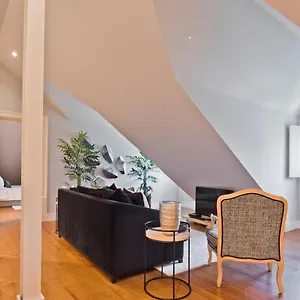 Apartment Iconic & Elegant Design 2 Bedroom Apt By Fs, Lissabon