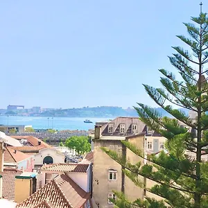 Apartment Frank's House & Happy Downtown, Lissabon